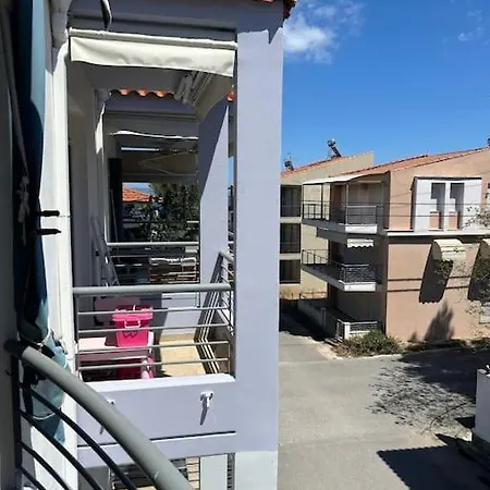 Cute Apartment 20M From Beach Nea Poteidaia Exterior photo